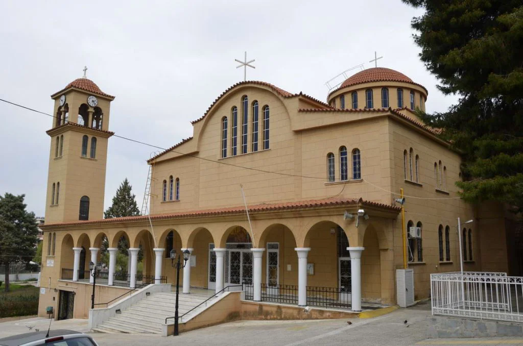 Άγιος Νικόλαος (Ηλιούπολη)
