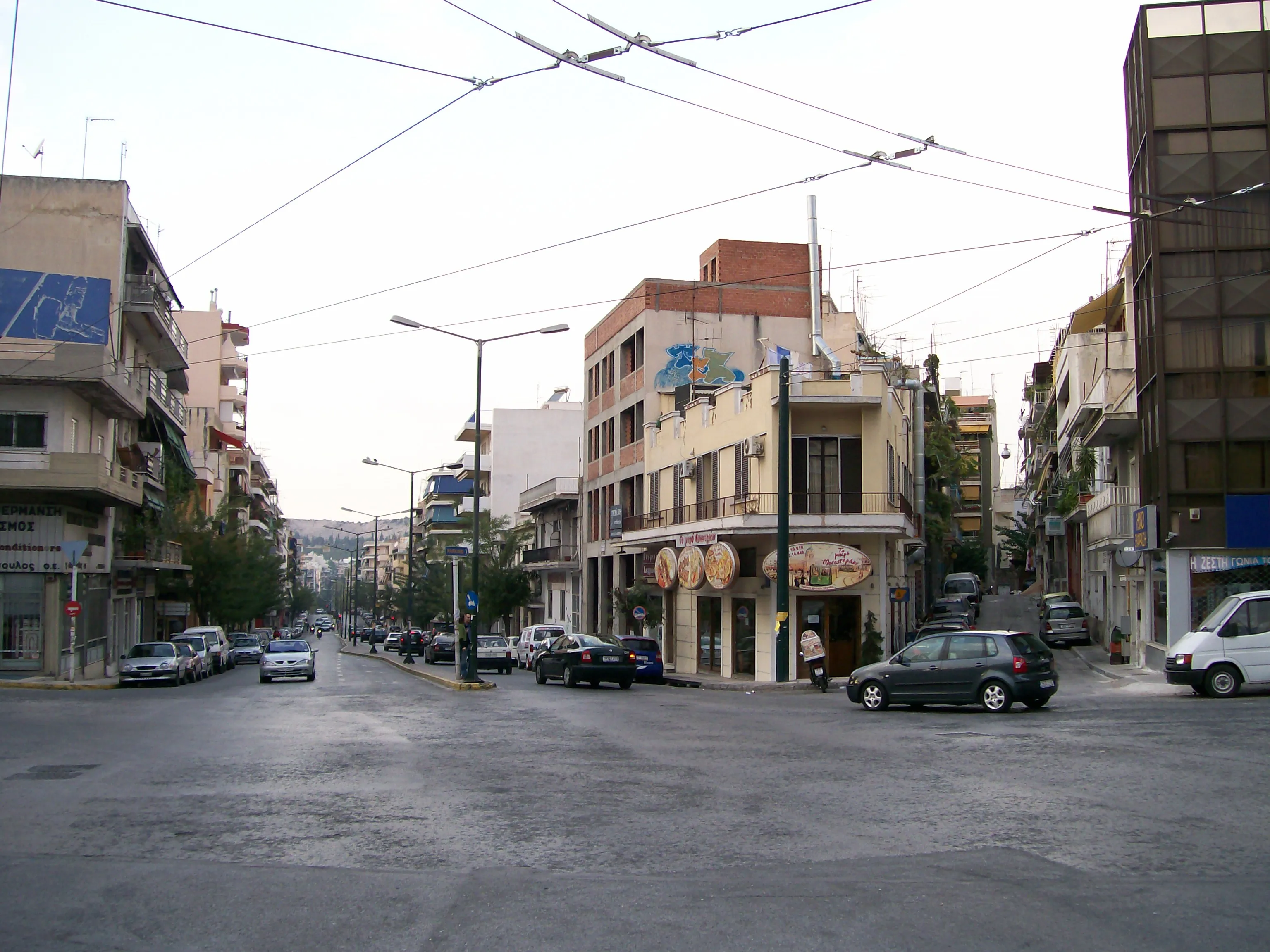 Νέος Κόσμος (Αθήνα - Δάφνη)