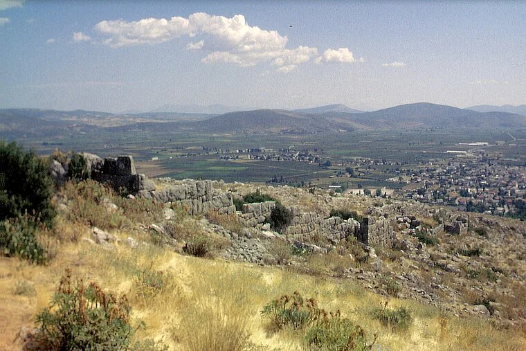 Μαυρόγεια