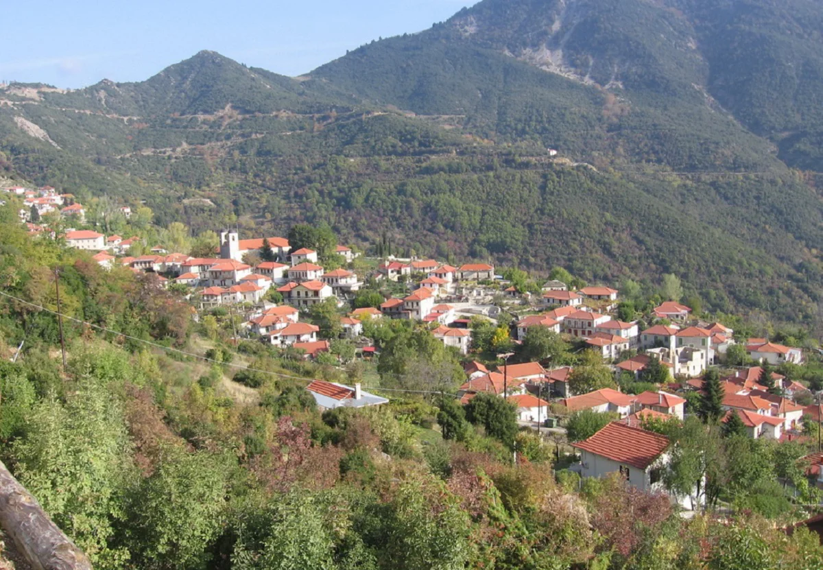Πλάτανος Ναυπακτίας