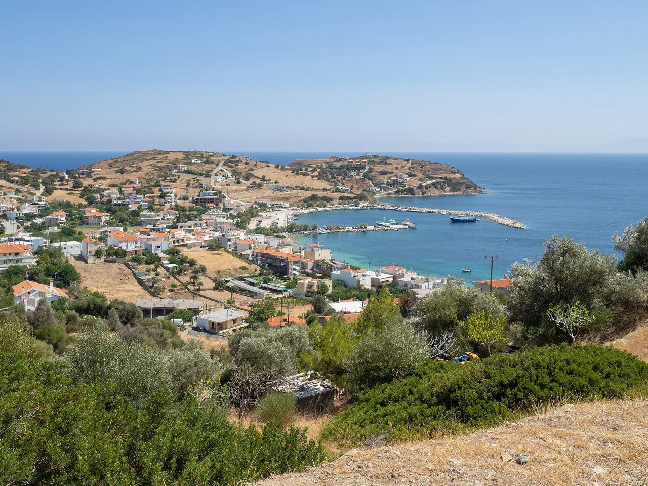 Άγιοι Απόστολοι Πετριών
