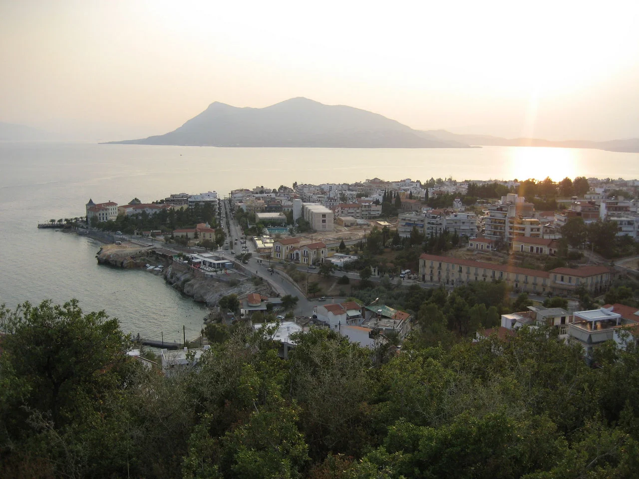 Αιδηψός