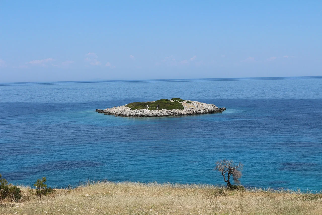 Μικρό Νησί