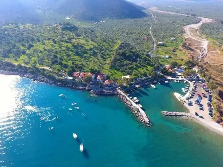 Παραλία Αγίου Ανδρέα