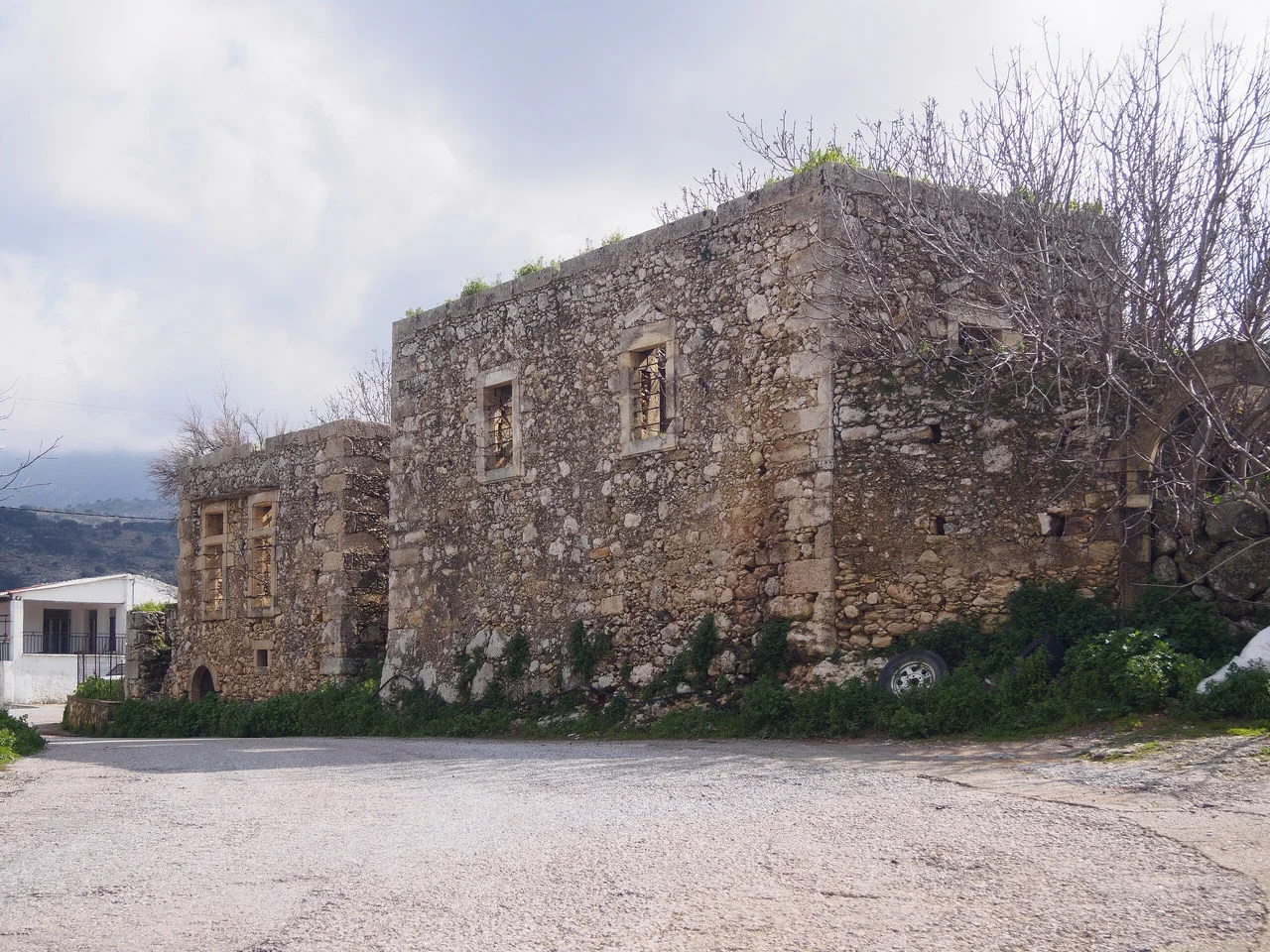 Άνω Τριπόδο