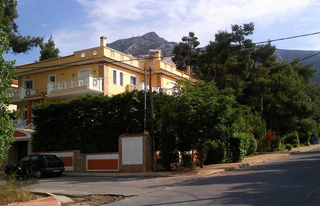 Διόνυσος